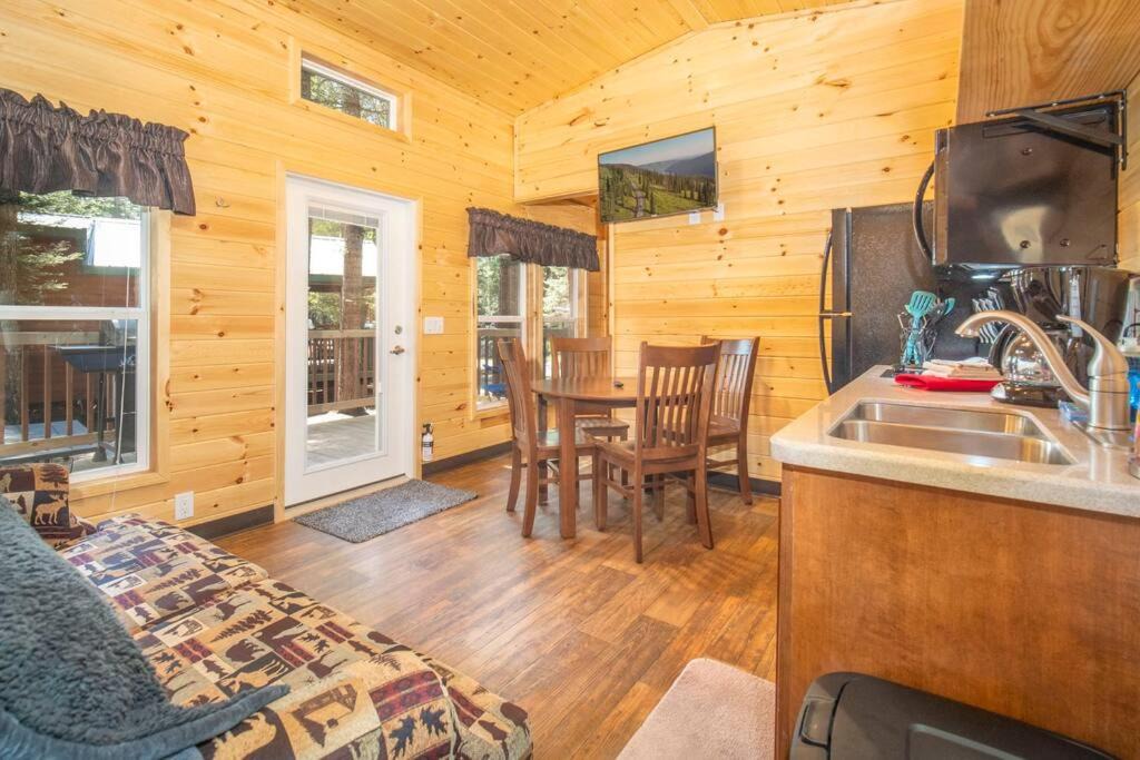 Photo of Livingroom in Bayfield