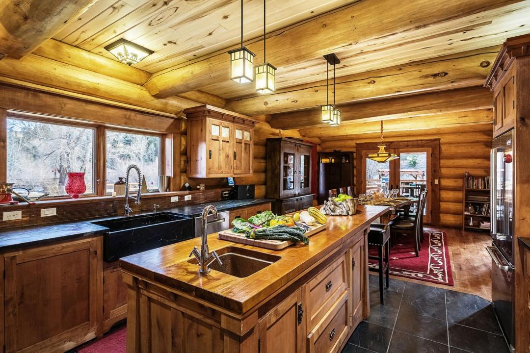 Photo of Kitchen in South Fork