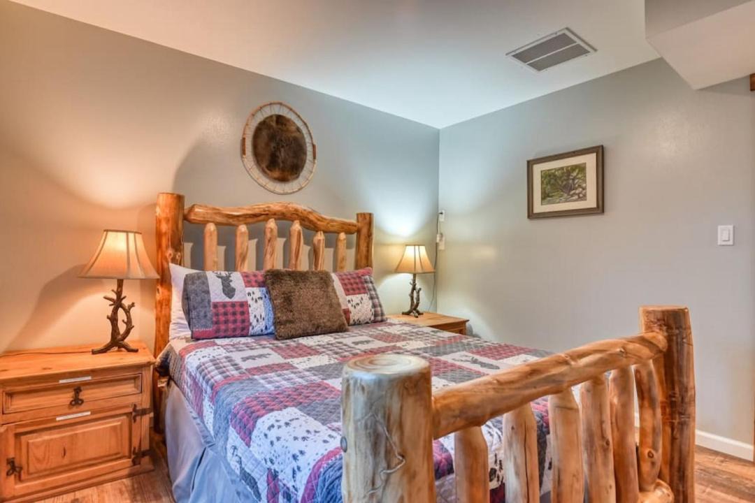 Photo of Bedroom in Green Mountain Falls