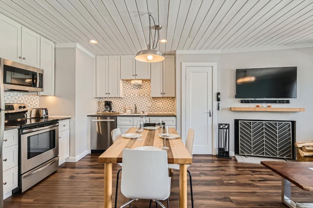 Photo of Kitchen in Historic District