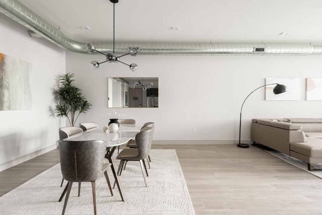Photo of Livingroom in Jefferson Park