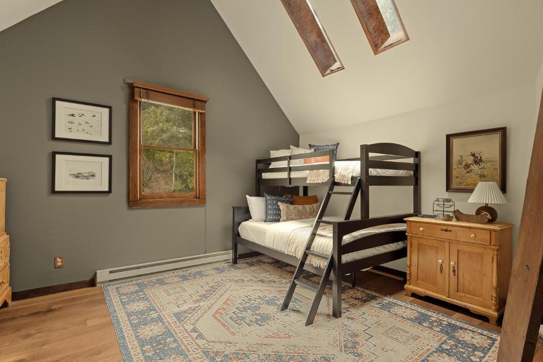 Photo of Bedroom in Hangen Ranch And M and B