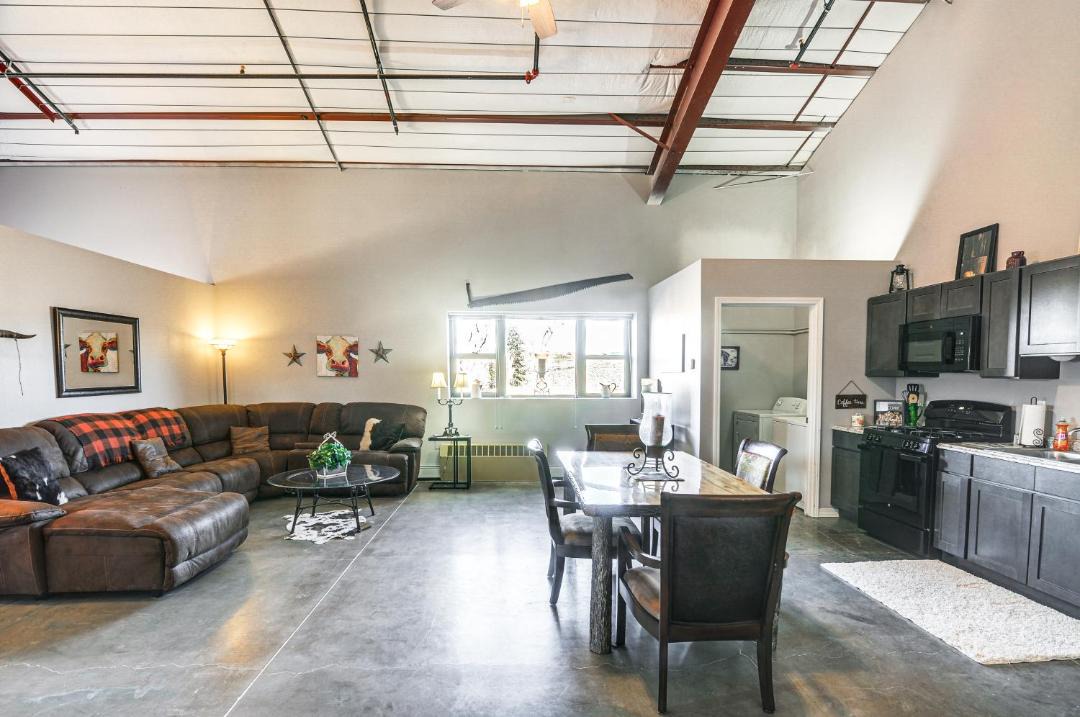 Photo of Livingroom in Del Norte