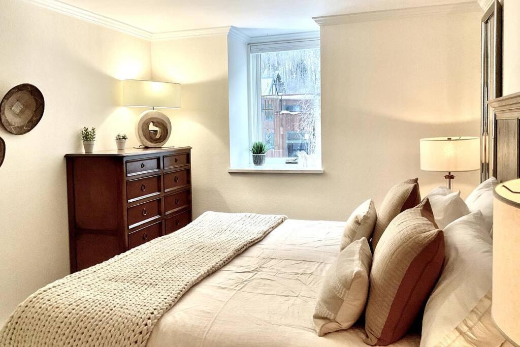 Photo of Bedroom in Telluride