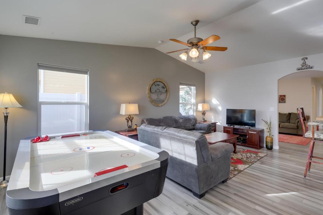 Photo of Livingroom in Fruita