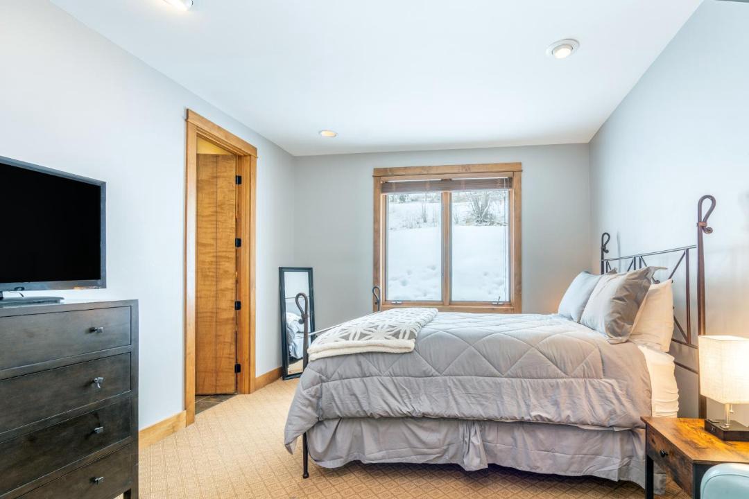 Photo of Bedroom in Mountain Village