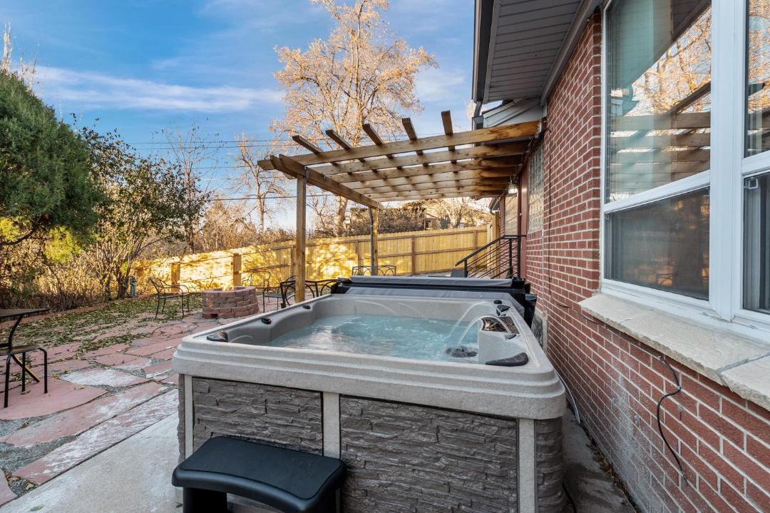 Photo of Patio Balcony in Mid-Lakewood