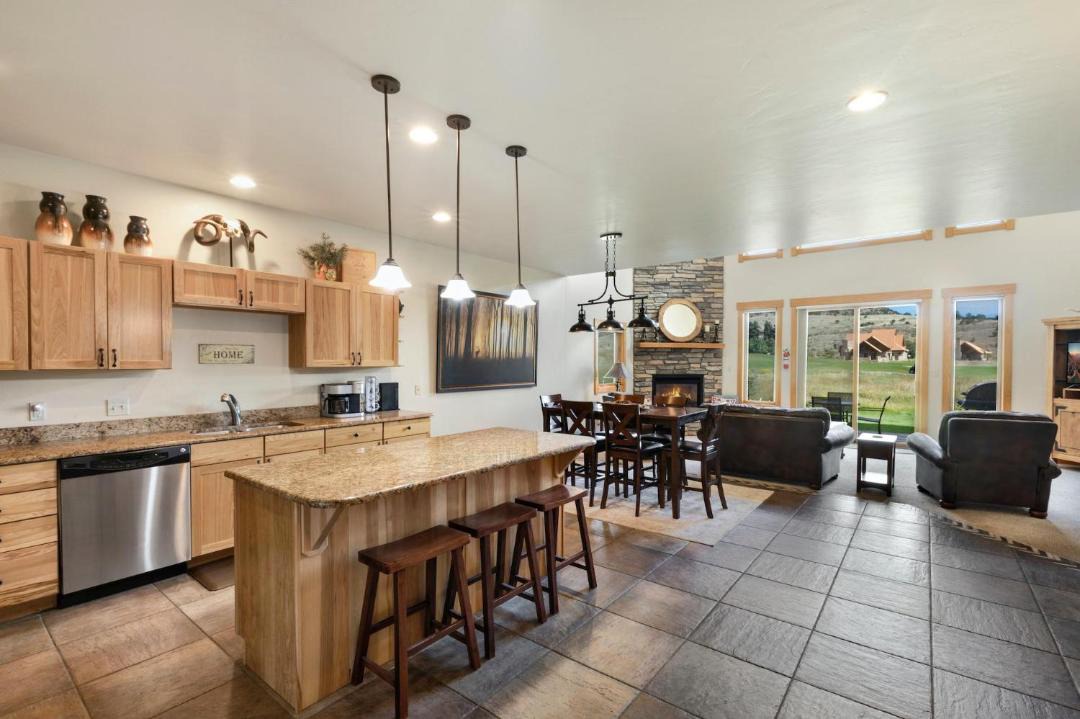 Photo of Kitchen in South Fork