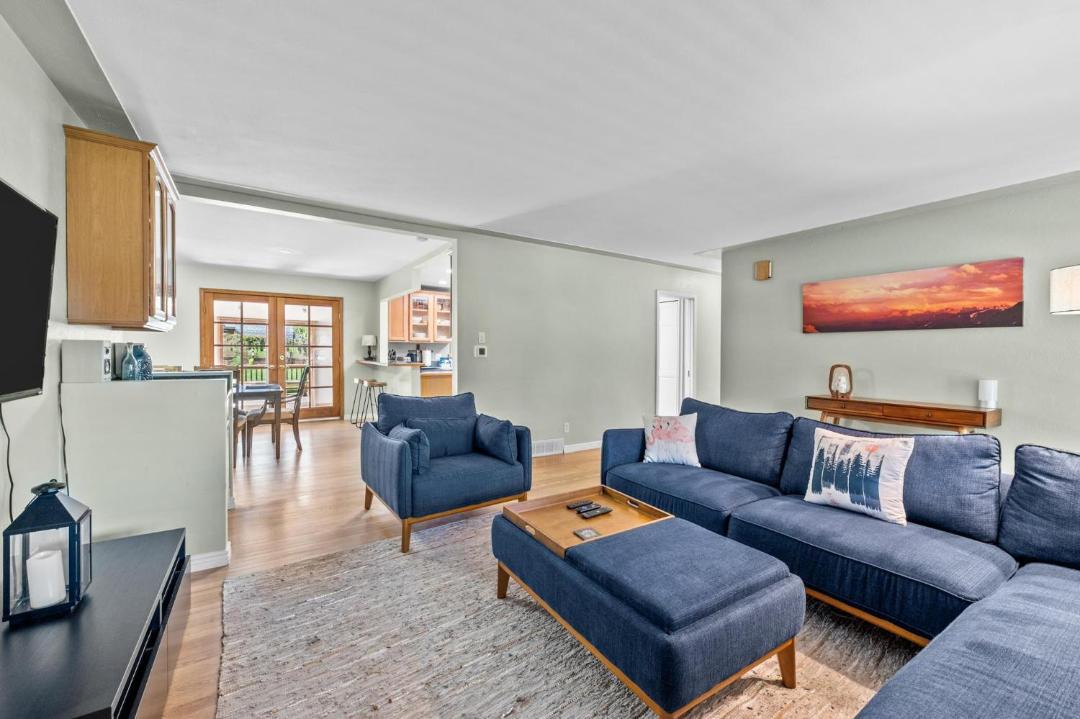Photo of Livingroom in Bel Aire