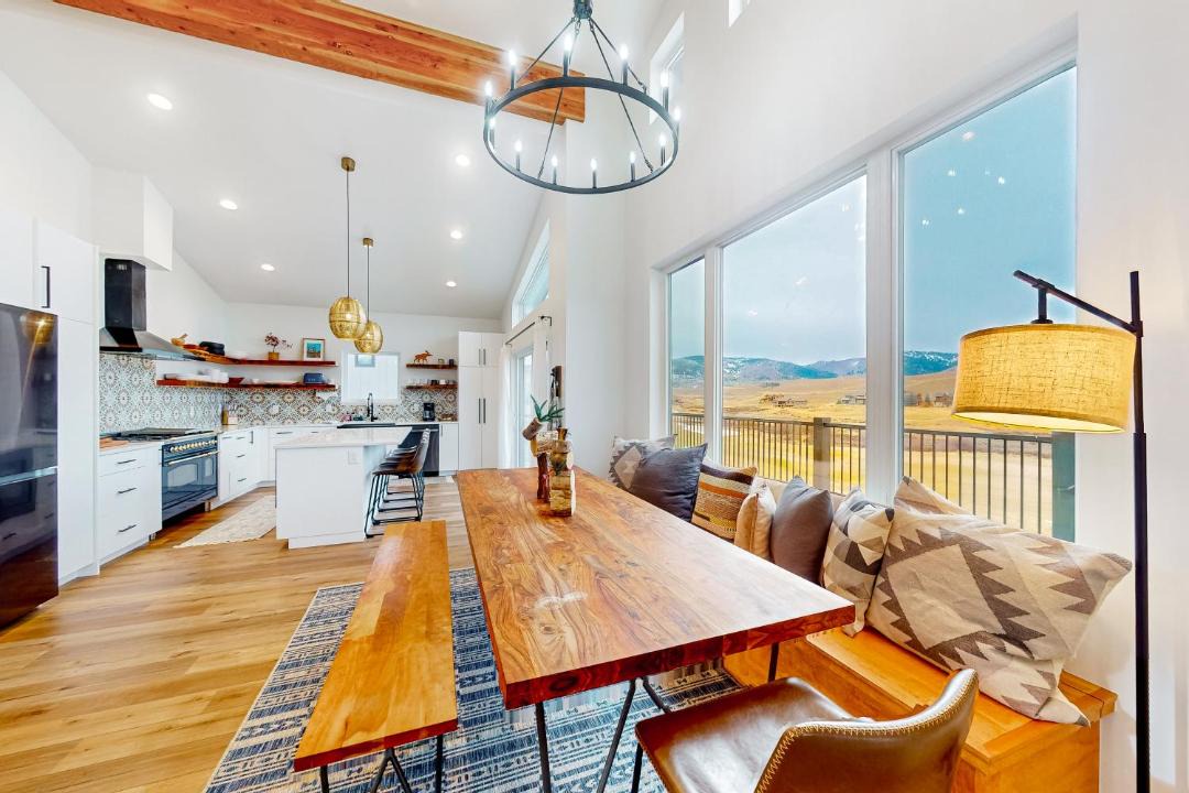 Photo of Livingroom in Grand Elk Ranch