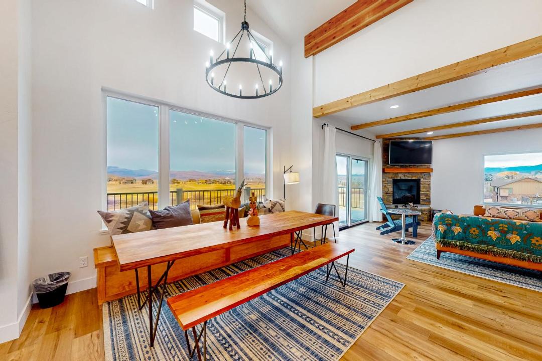 Photo of Livingroom in Grand Elk Ranch