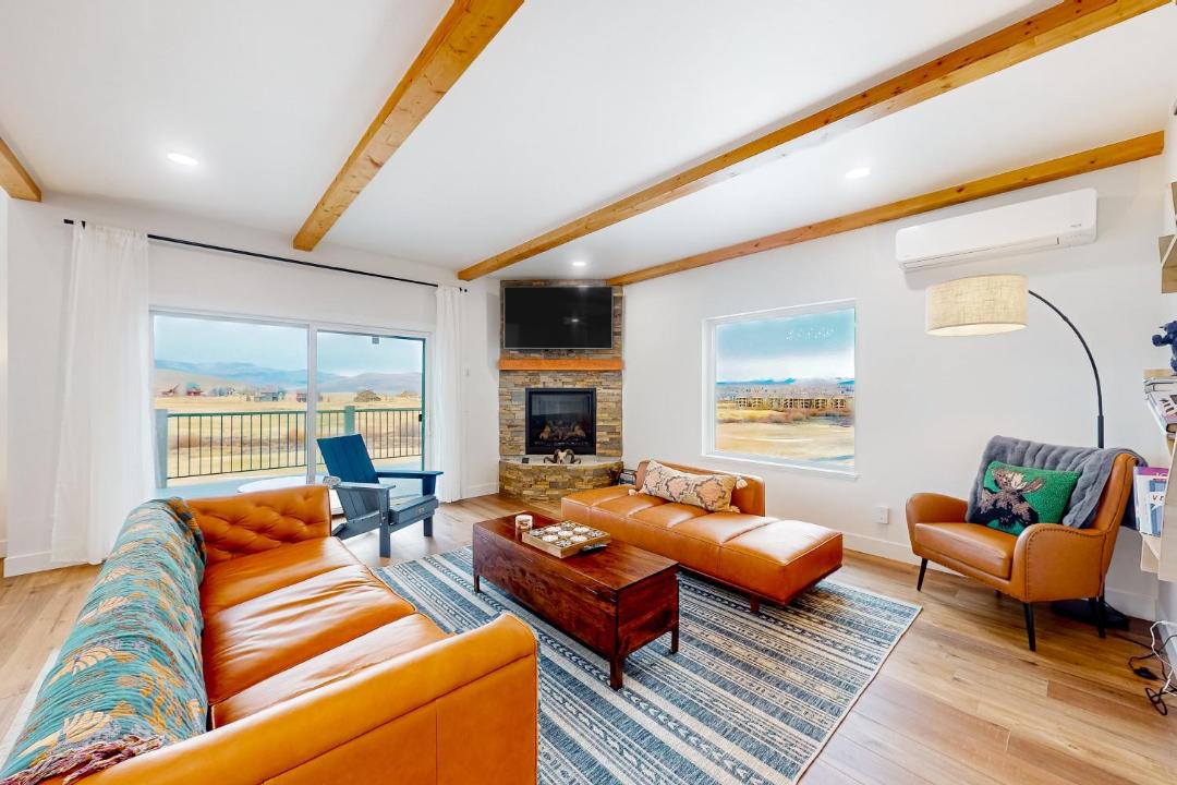 Photo of Livingroom in Grand Elk Ranch
