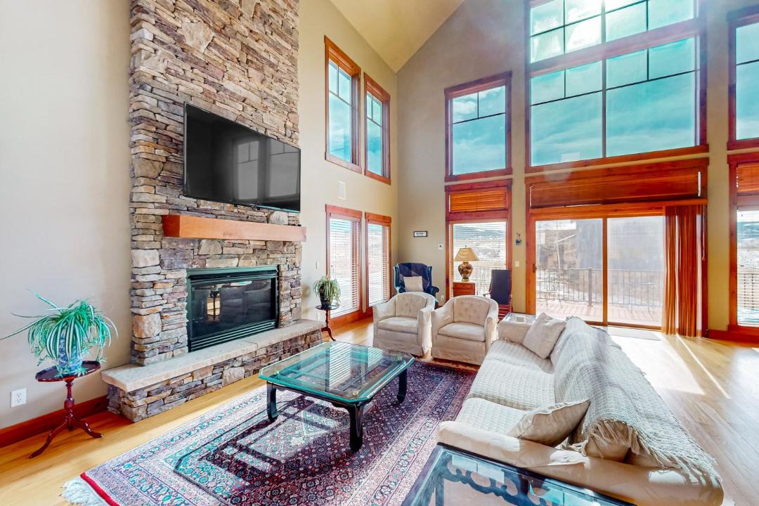 Photo of Livingroom in Grand Elk Ranch