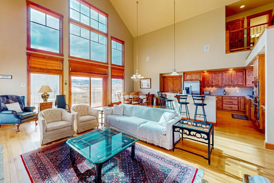 Photo of Livingroom in Grand Elk Ranch