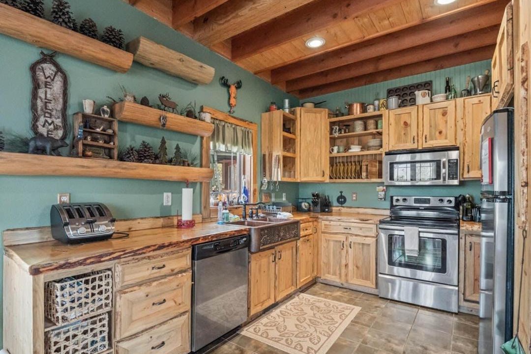 Photo of Kitchen in Twin Lakes