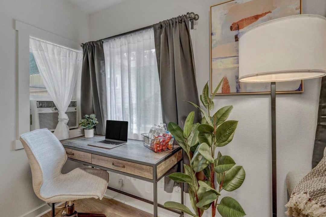 Photo of Livingroom in Central Colorado Springs