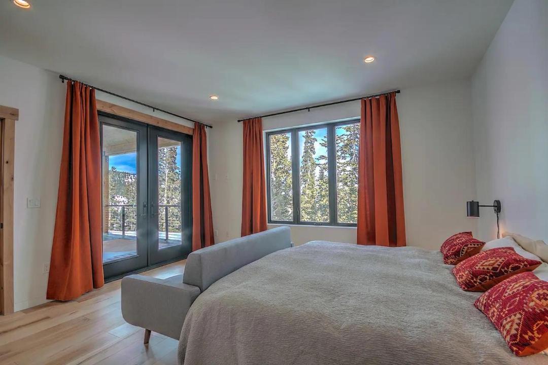 Photo of Bedroom in Quandary Village