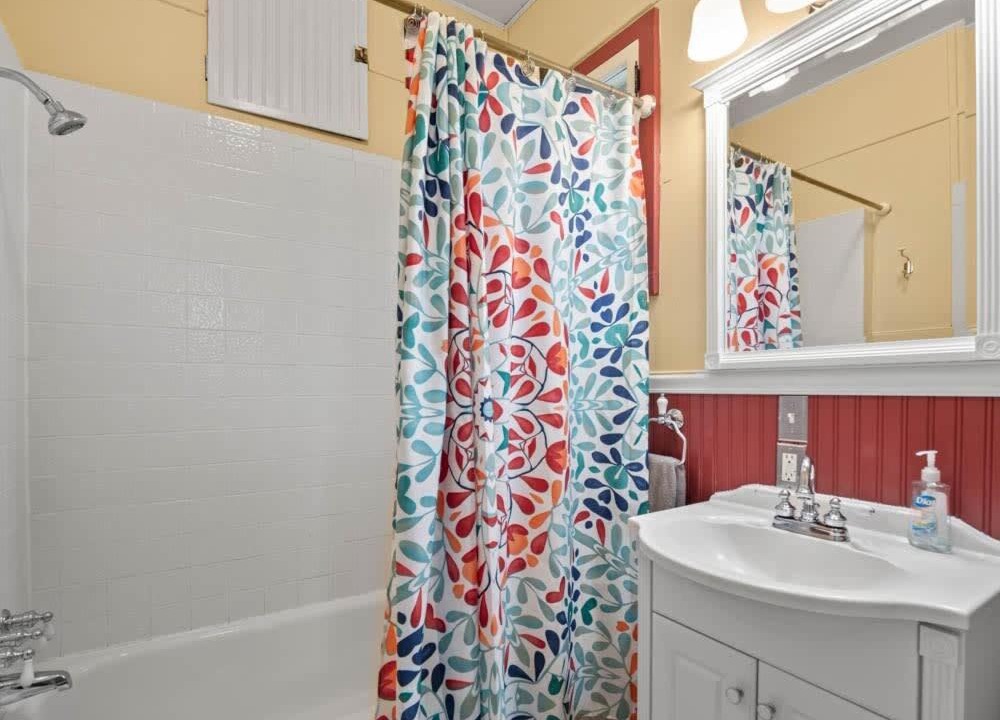 Photo of Bathroom in Leadville North