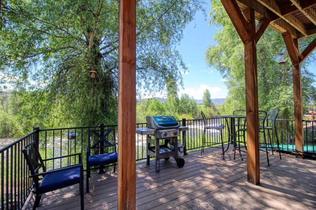 Photo of Patio Balcony in Granby