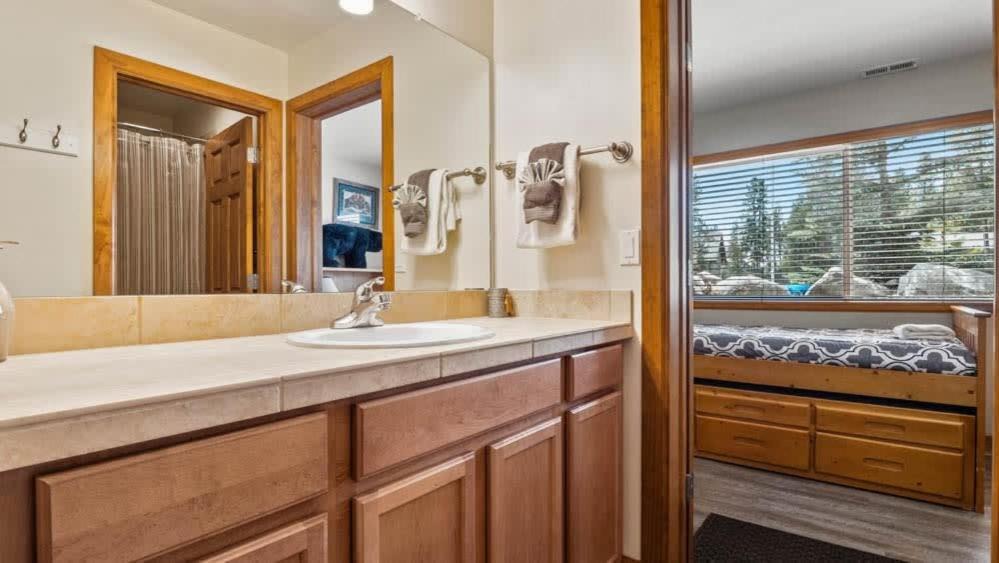 Photo of Bathroom in Leadville North