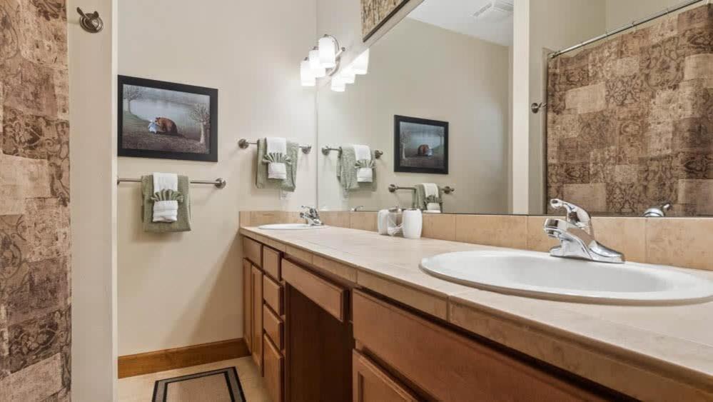 Photo of Bathroom in Leadville North
