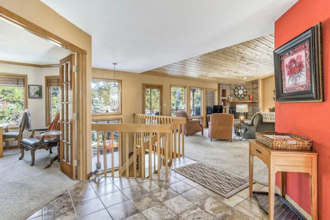 Photo of Livingroom in Woodmoor
