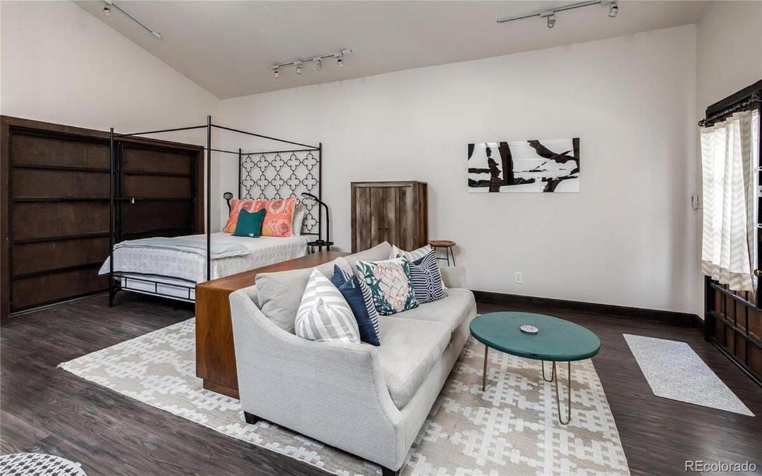 Photo of Livingroom in City Park West