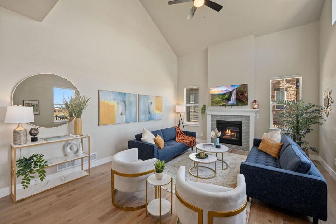 Photo of Livingroom in Loveland