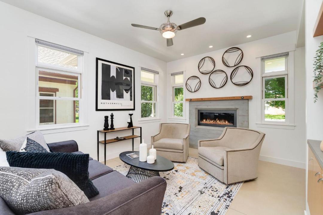 Photo of Livingroom in University Park
