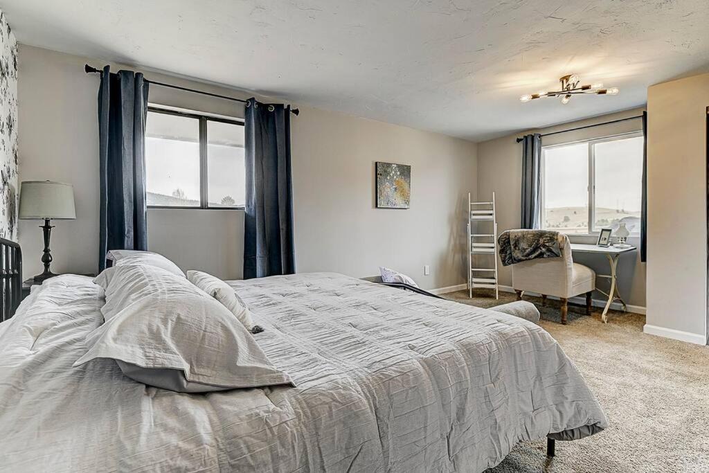 Photo of Bedroom in Victor