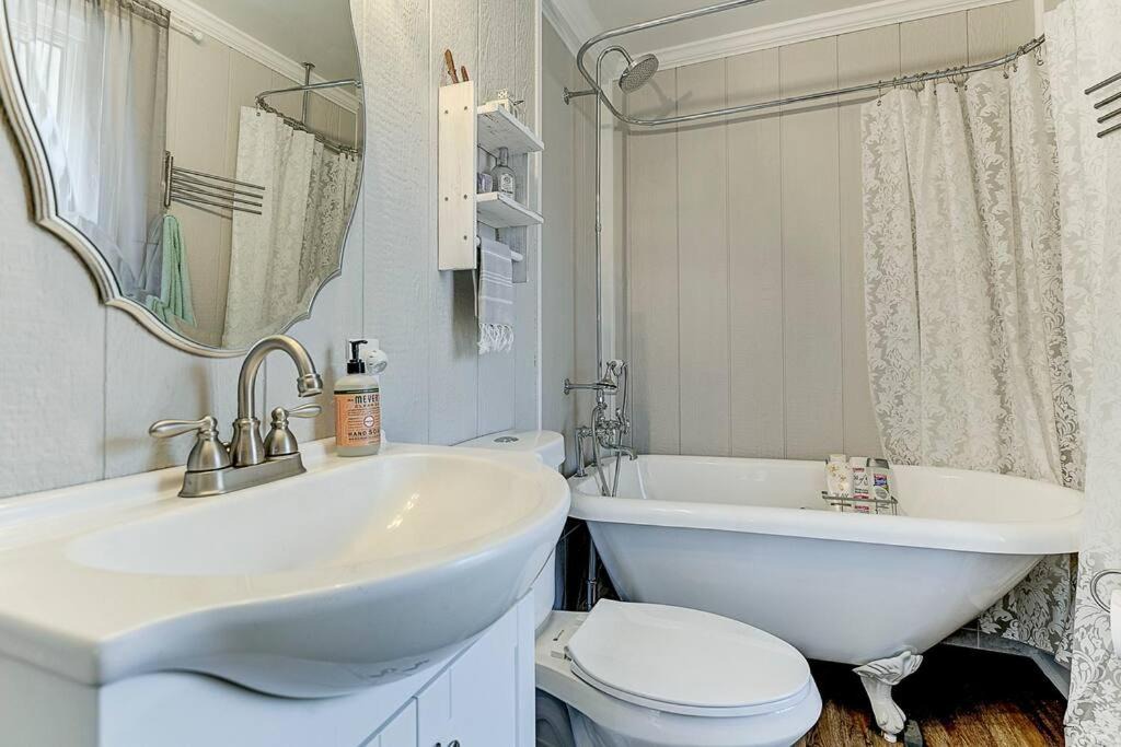 Photo of Bathroom in Victor