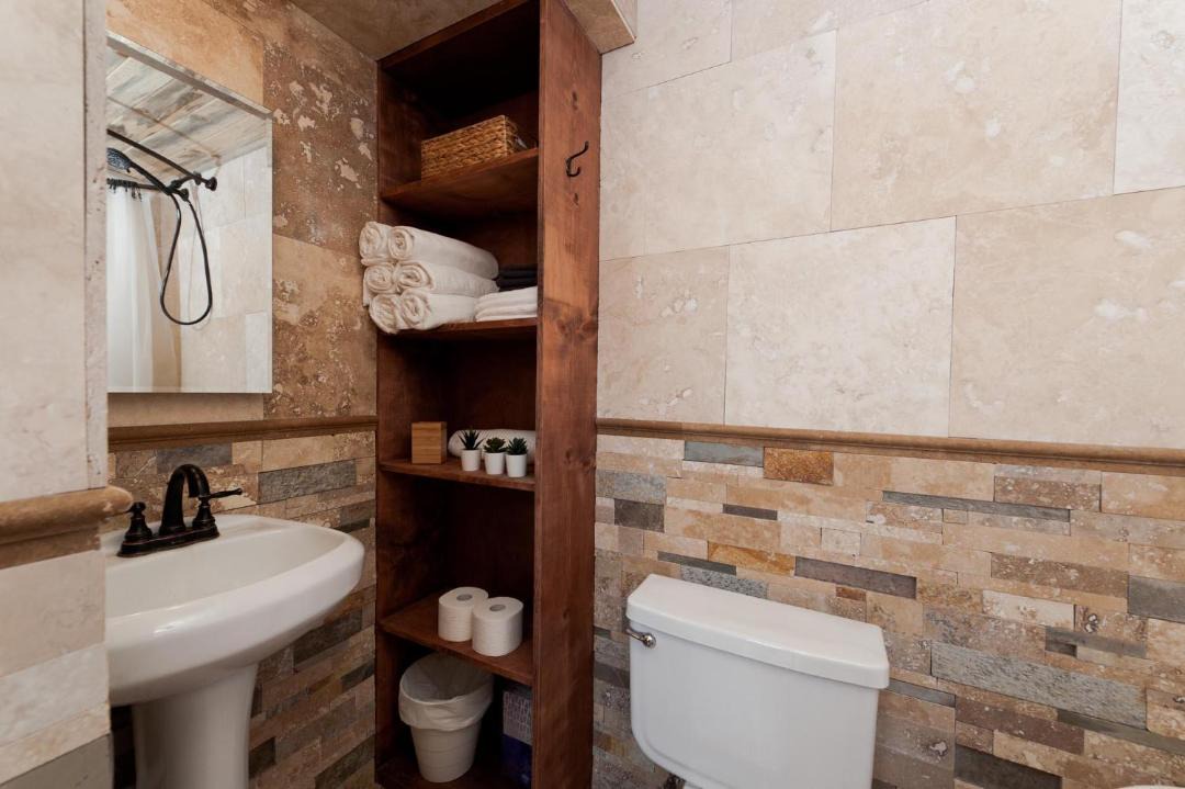 Photo of Bathroom in Purgatory