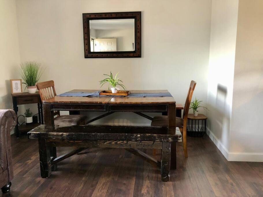 Photo of Livingroom in Village Seven