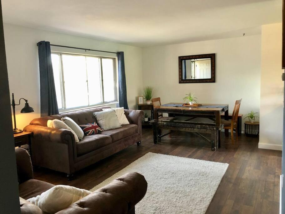 Photo of Livingroom in Village Seven