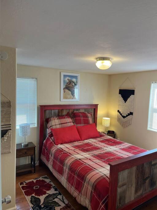 Photo of Bedroom in Montrose