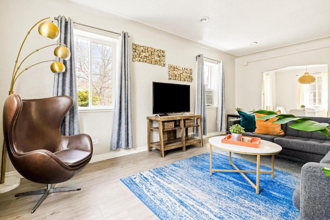 Photo of Livingroom in West Colfax