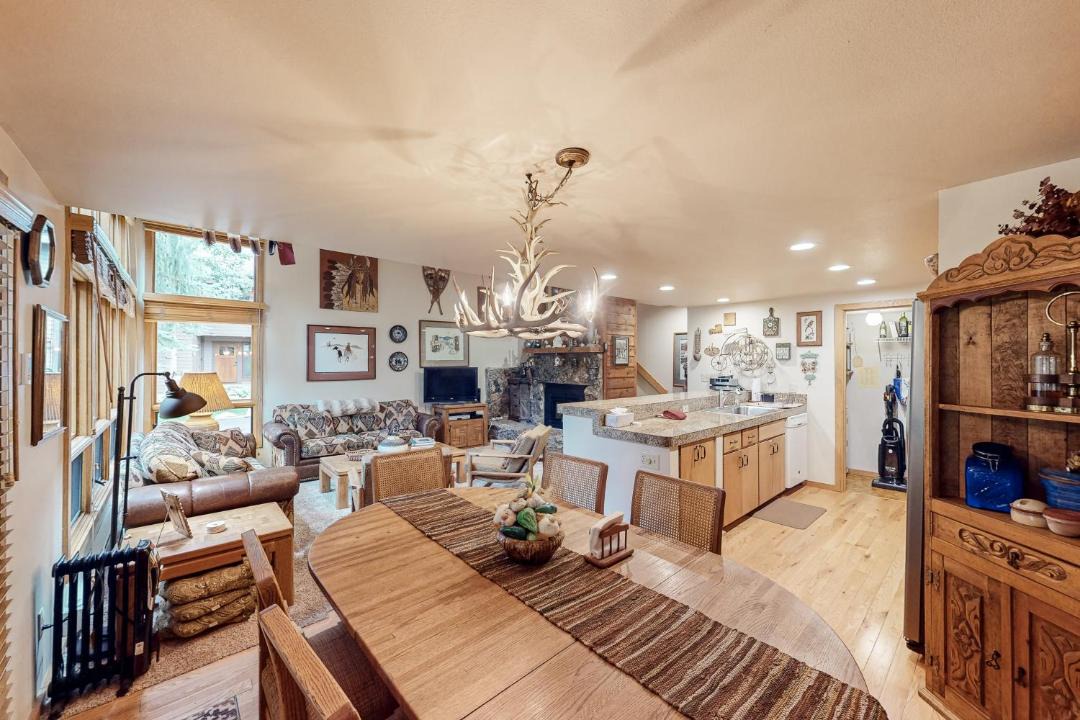 Photo of Livingroom in Vail