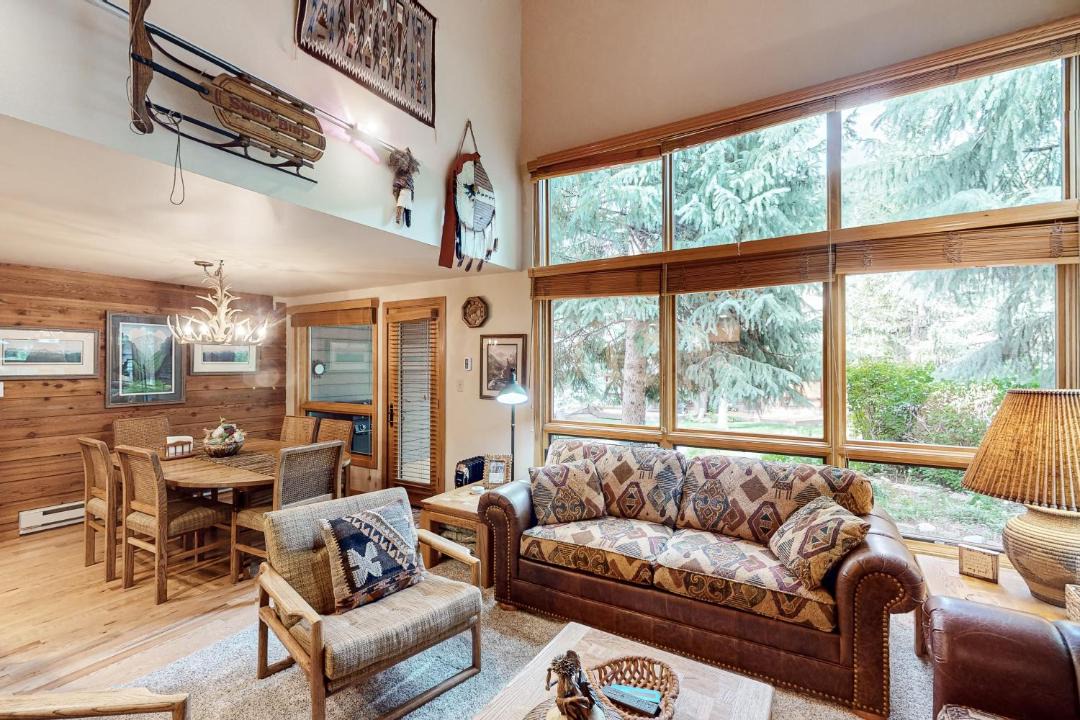 Photo of Livingroom in Vail