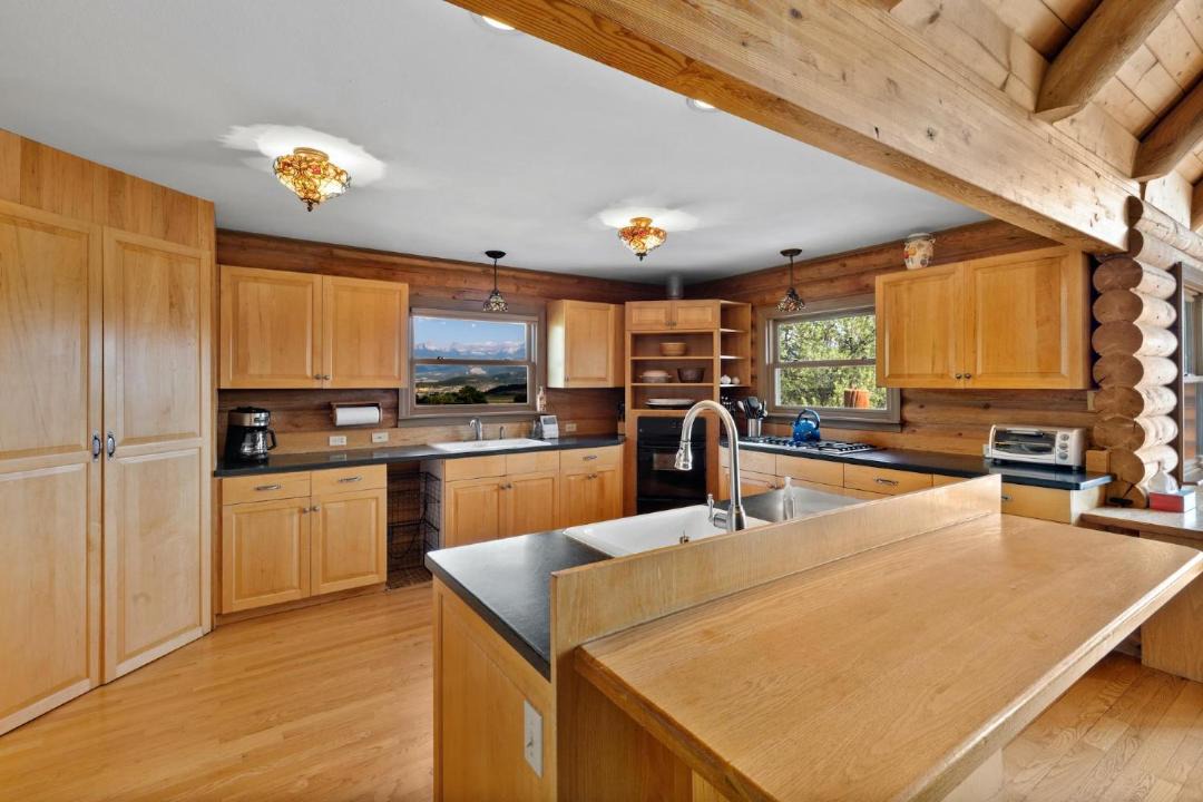 Photo of Kitchen in Pleasant Valley