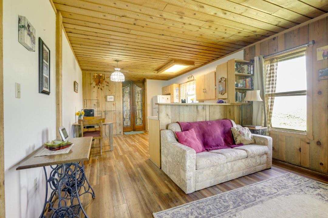 Photo of Livingroom in Glenwood Springs