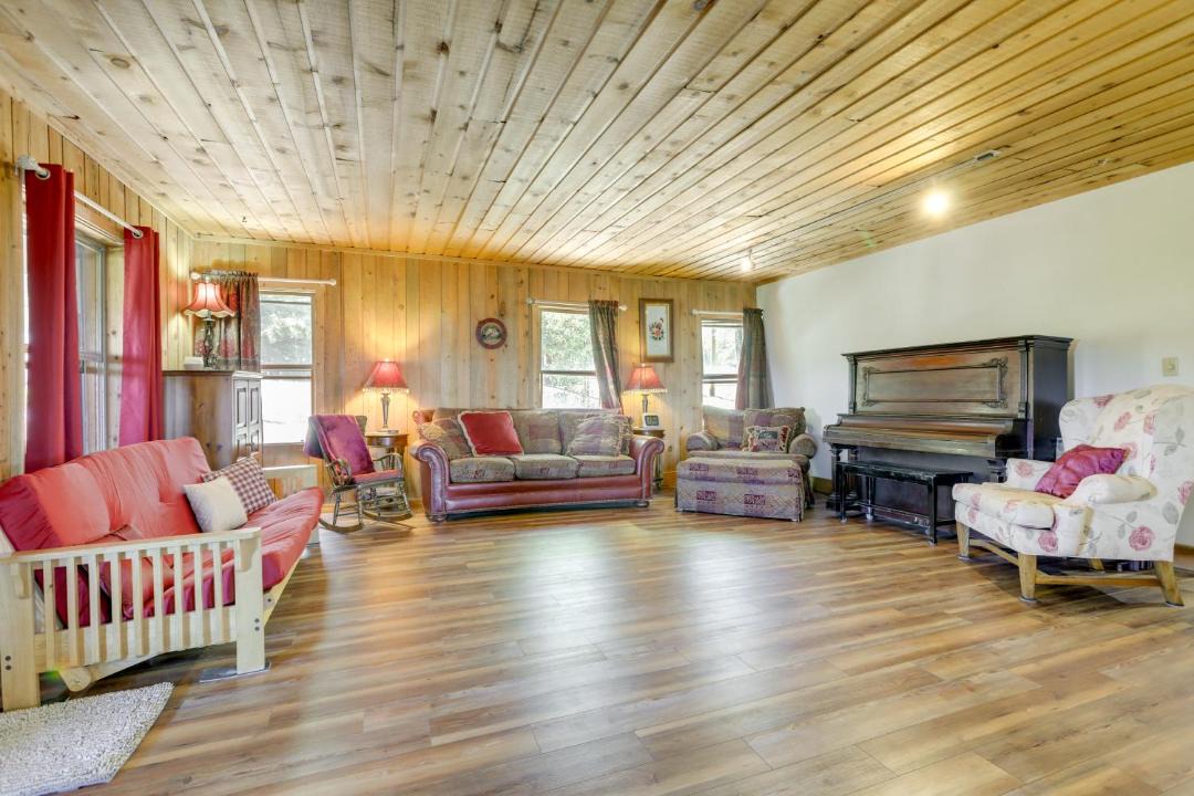 Photo of Livingroom in Glenwood Springs