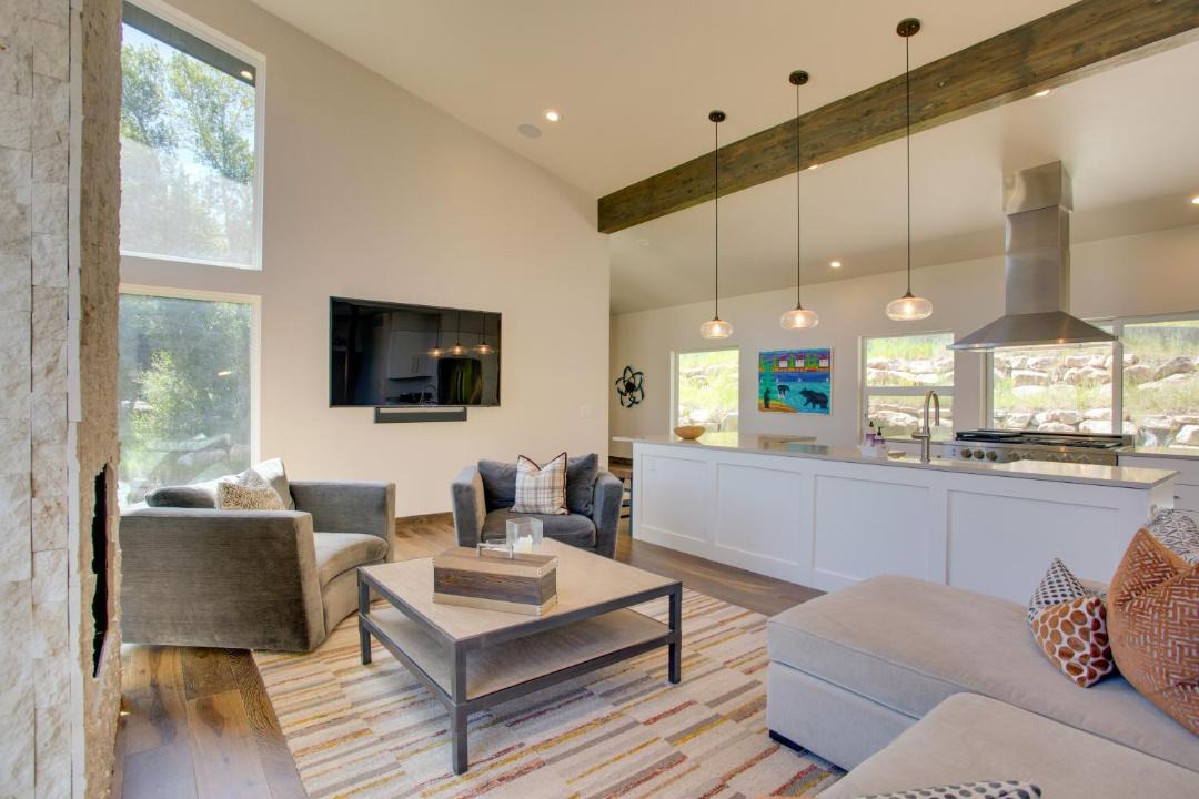 Photo of Livingroom in Eagle-Vail