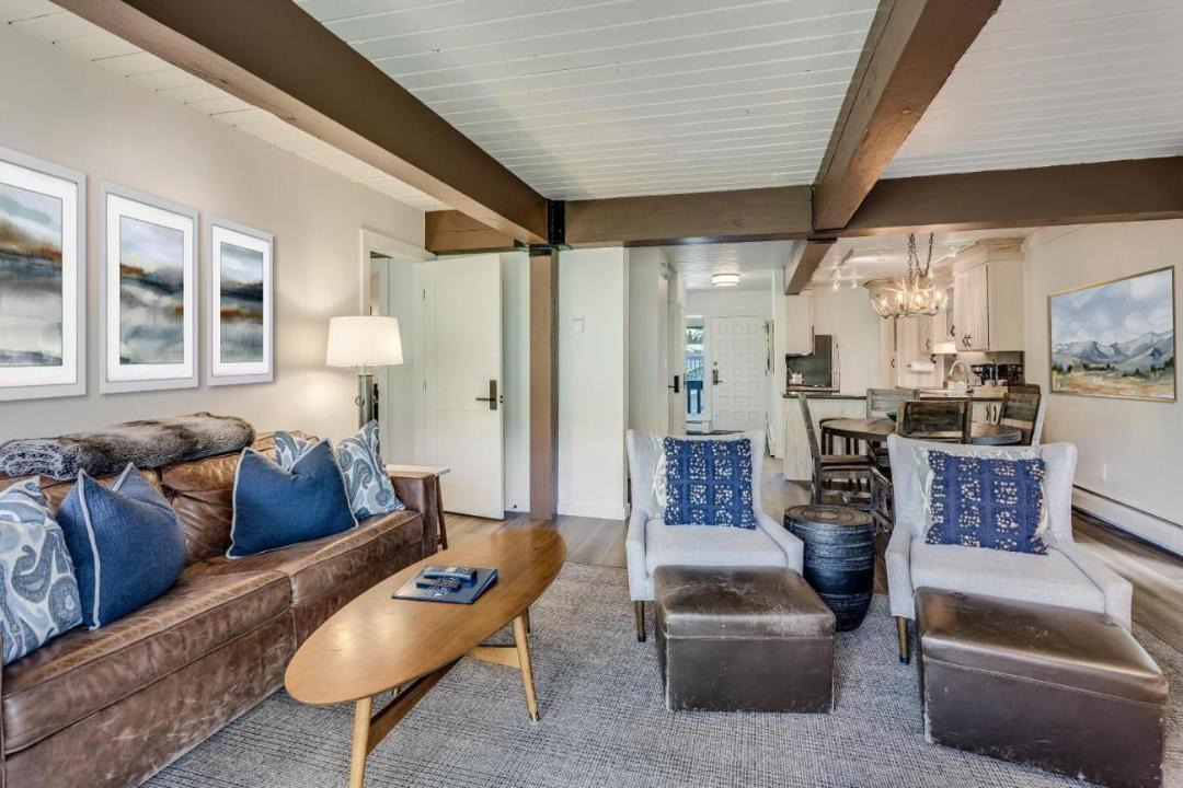 Photo of Livingroom in Snowmass Village