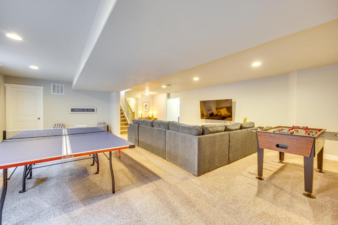 Photo of Livingroom in Falcon Hills