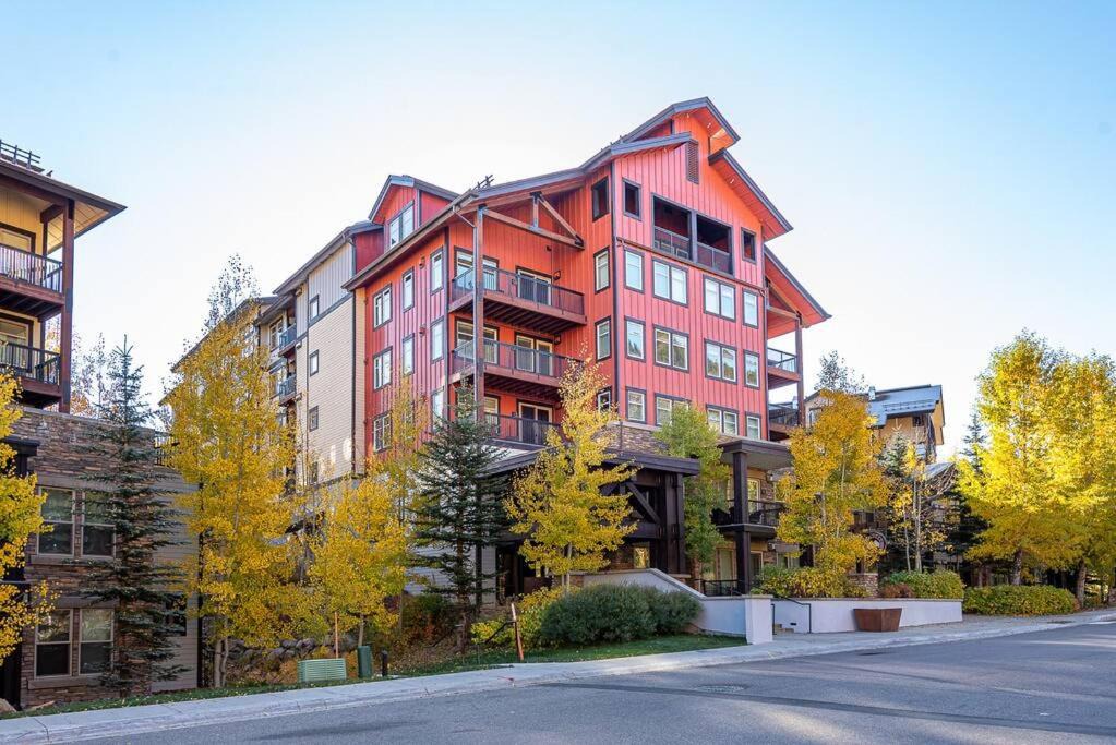 Photo of Buildings in Winter Park