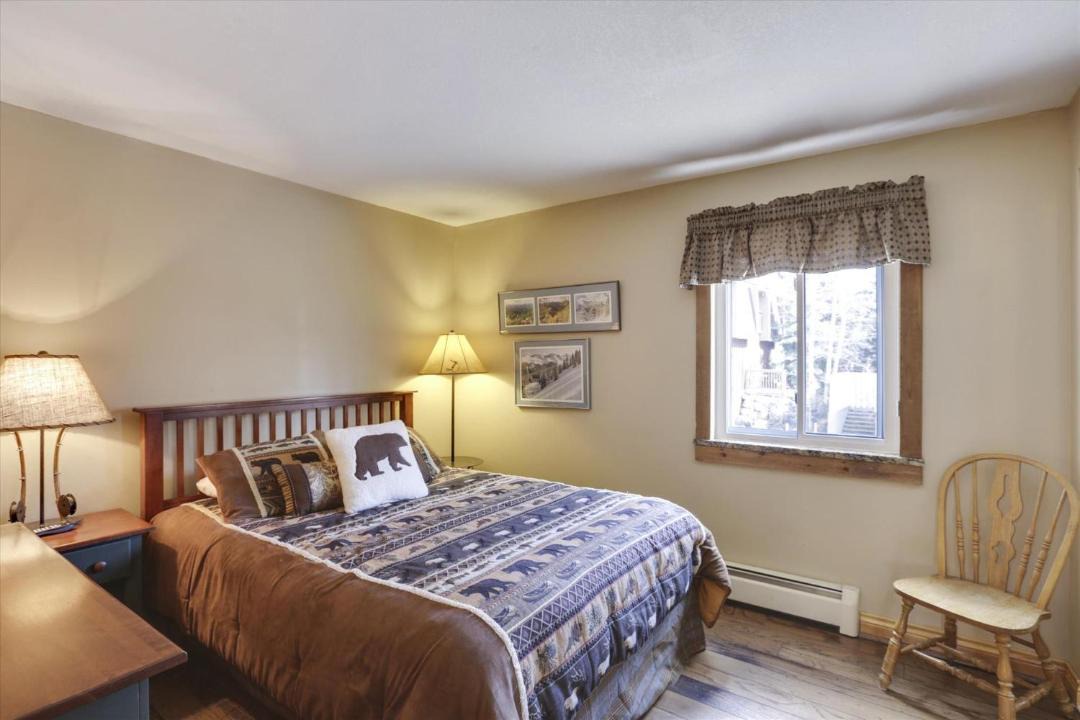 Photo of Bedroom in Historic District