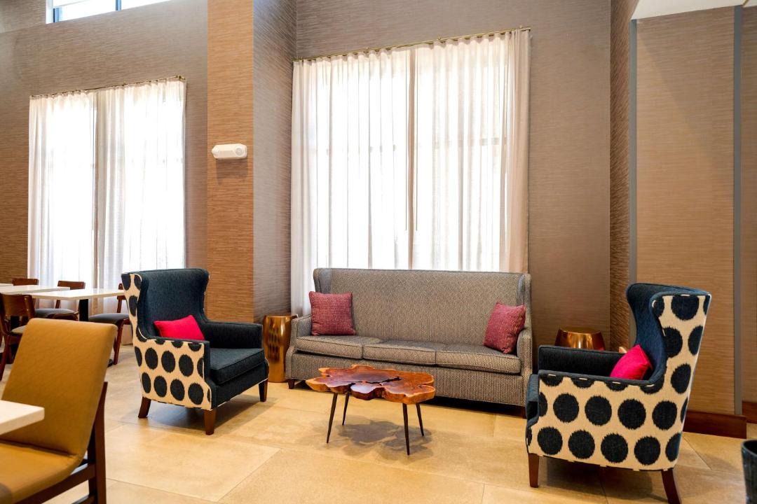 Photo of Livingroom in Heather Gardens