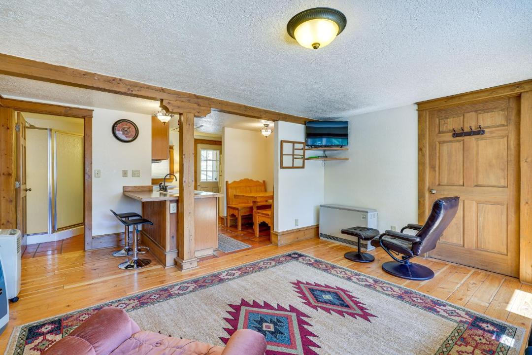 Photo of Livingroom in Weston