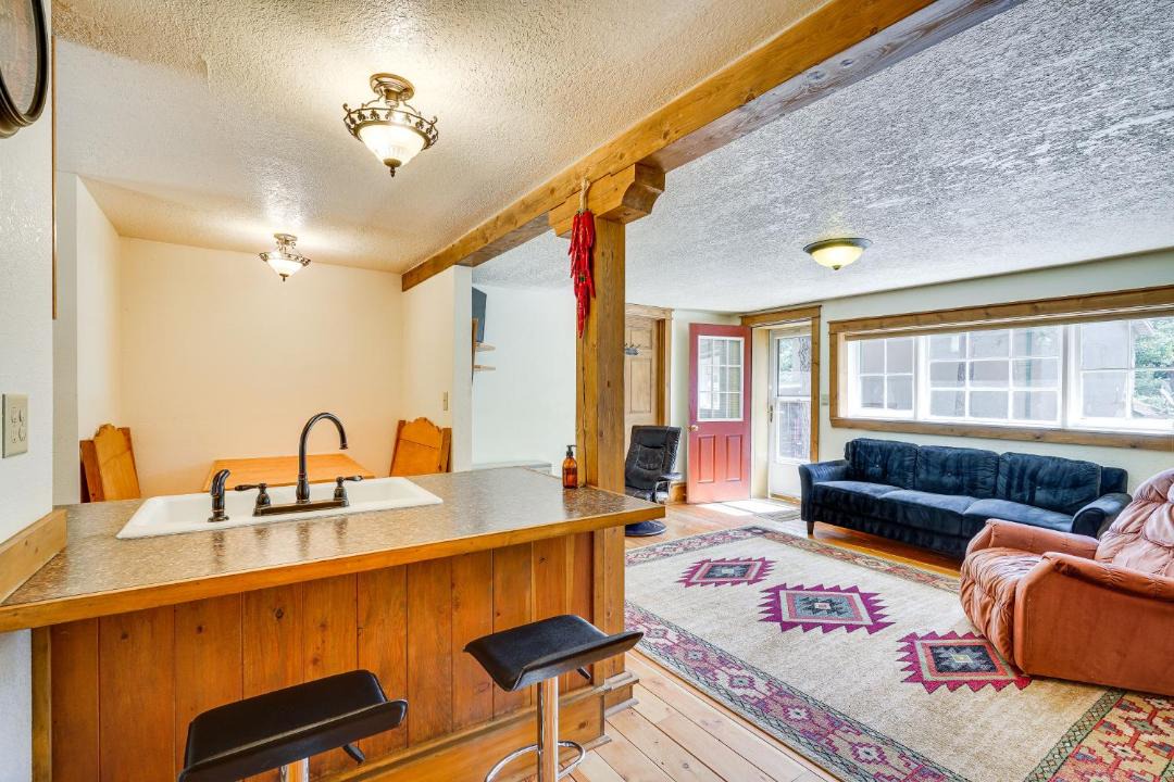 Photo of Livingroom in Weston