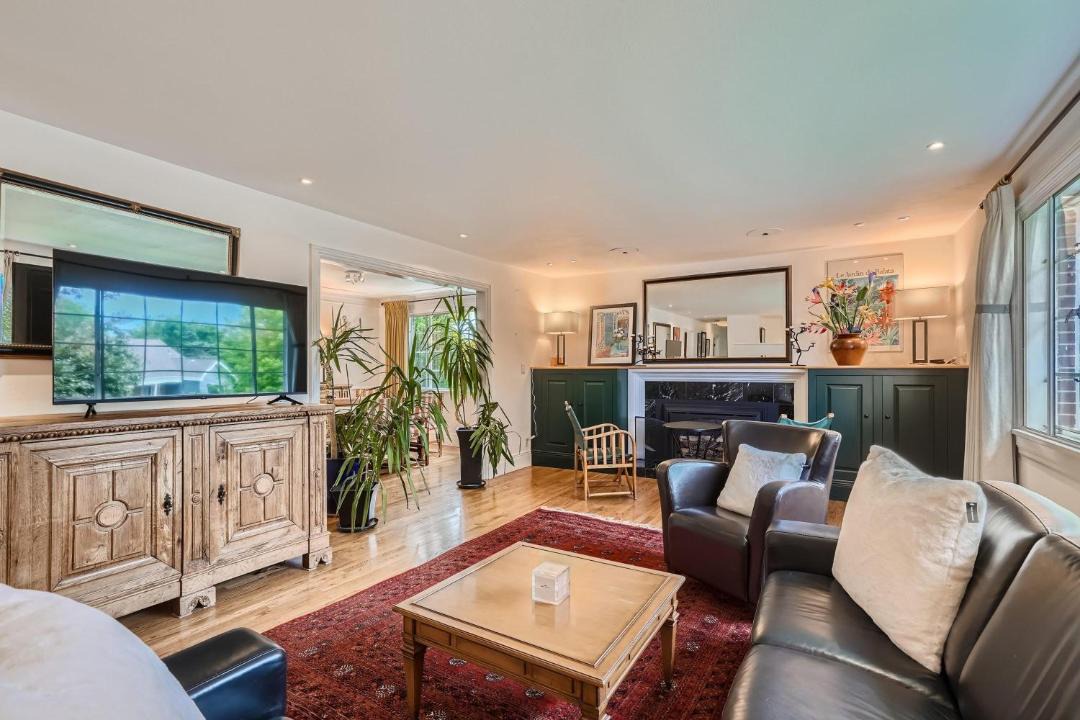 Photo of Livingroom in Park East